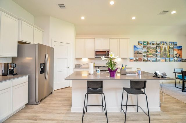 1696 Daylight Lake Drive, Katy, TX 77493