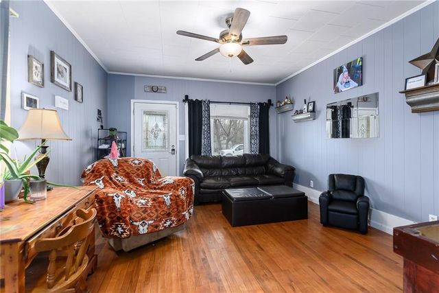 1020 Osage Street, Leavenworth, KS 66048