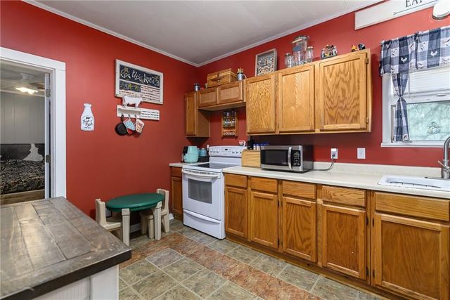 1020 Osage Street, Leavenworth, KS 66048