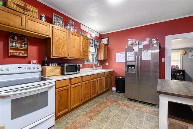 1020 Osage Street, Leavenworth, KS 66048