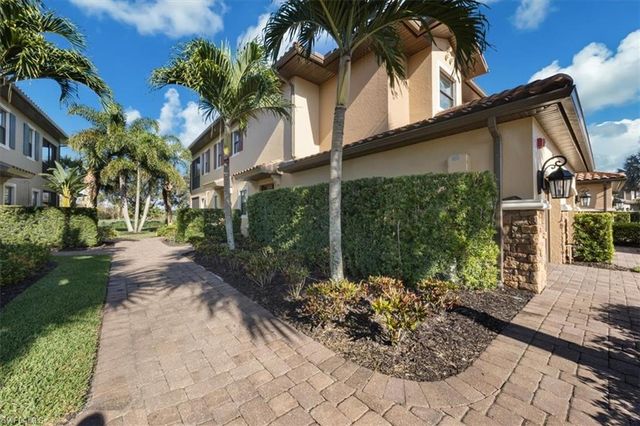 8773 Bellano CT # 201, Naples, FL 34119