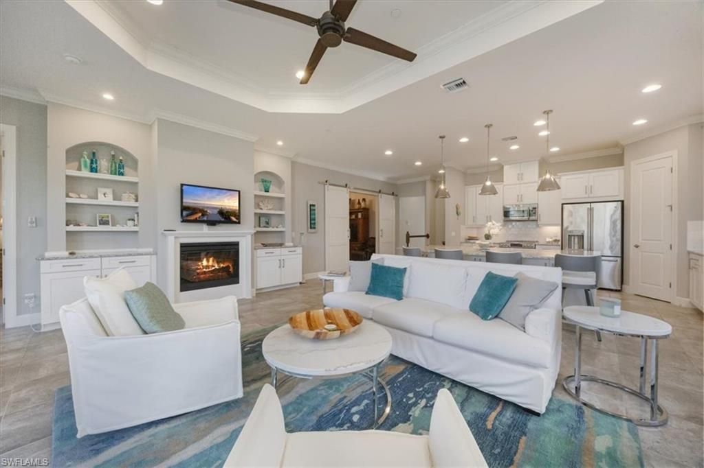 8773 Bellano CT # 201, Naples, FL 34119