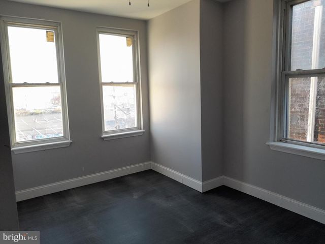 3030 CLIFFORD ST, Philadelphia, PA 19121