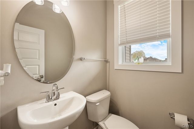 4714 Weller Hall Place, Clay, NY 13041