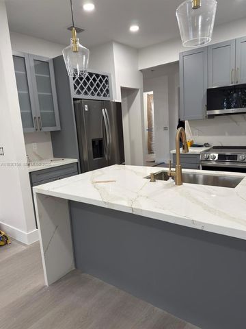 12618 NW 56th Dr 12618, Coral Springs, FL 33076