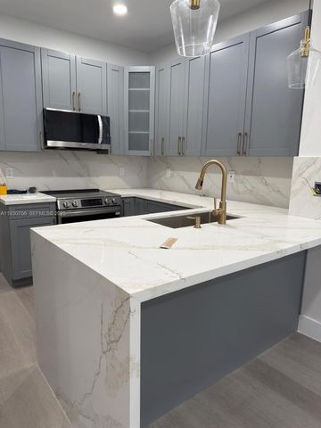 12618 NW 56th Dr 12618, Coral Springs, FL 33076