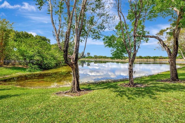 12618 NW 56th Dr 12618, Coral Springs, FL 33076