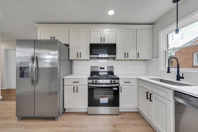1415 Haydon ST, Salem, VA 24153