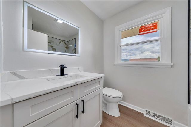 1415 Haydon ST, Salem, VA 24153