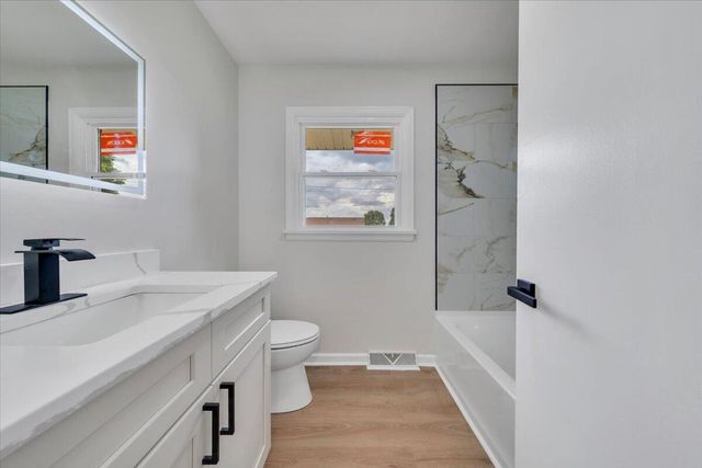 1415 Haydon ST, Salem, VA 24153