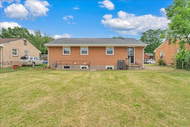 1415 Haydon ST, Salem, VA 24153