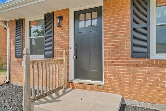 1415 Haydon ST, Salem, VA 24153
