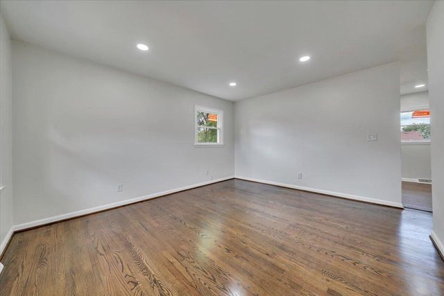 1415 Haydon ST, Salem, VA 24153