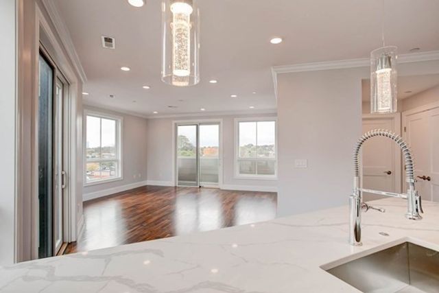87 Medford 301, Medford, MA 02155