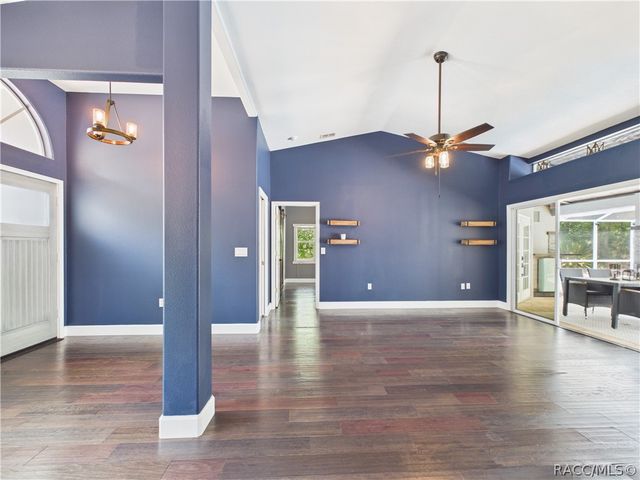9 Plumbago Court, Homosassa, FL 34446