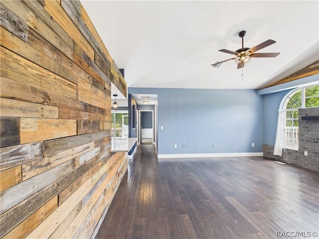 9 Plumbago Court, Homosassa, FL 34446