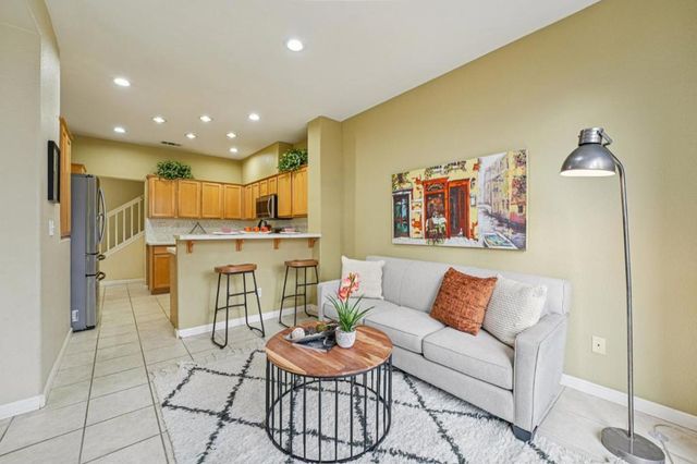 808 Monarch Court, San Jose, CA 95138