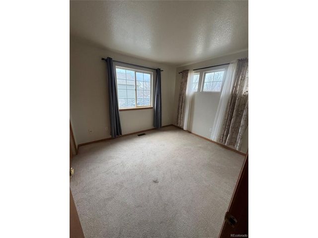 13296 Columbine Ct, Thornton, CO 80241