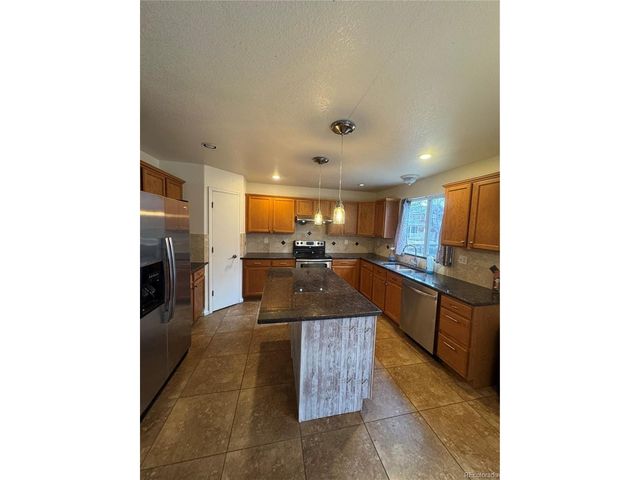 13296 Columbine Ct, Thornton, CO 80241