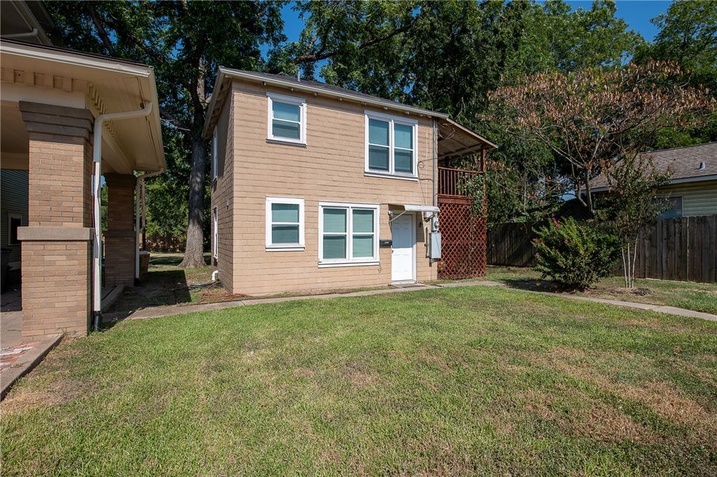 206 South Sims Avenue A, Bryan, TX 77803