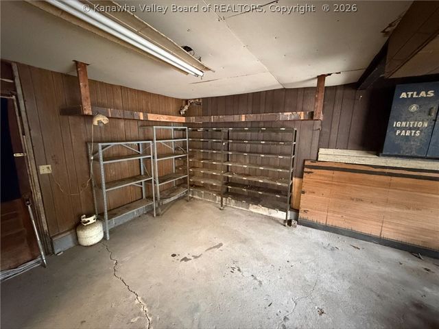 421 Barrett Street, St Albans, WV 25177