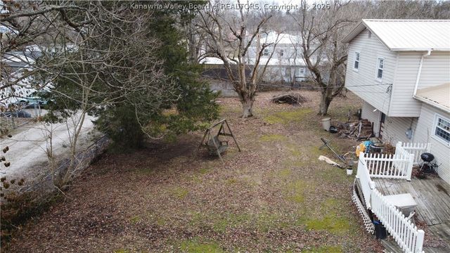 421 Barrett Street, St Albans, WV 25177