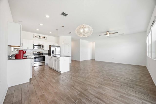 122 INMAN BOULEVARD, Winter Haven, FL 33884