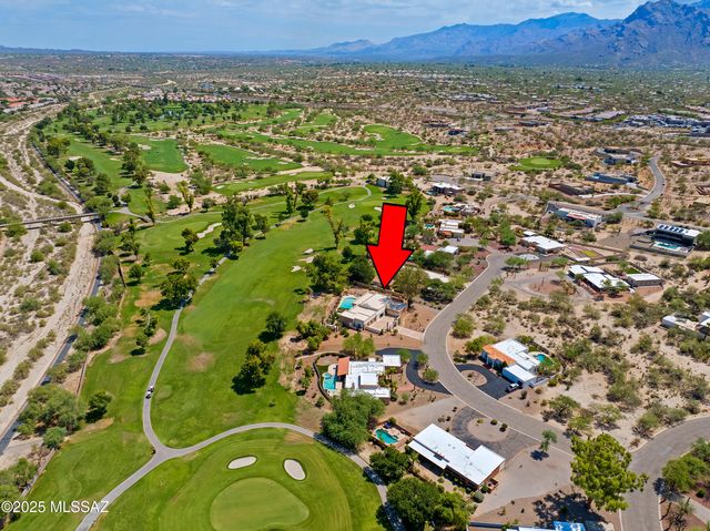 8021 N Della Robia Place, Tucson, AZ 85742