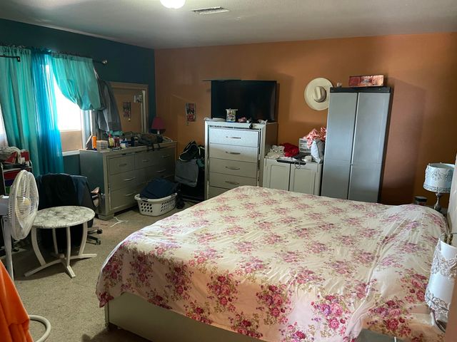 160 James Street, Belen, NM 87002