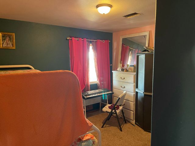 160 James Street, Belen, NM 87002