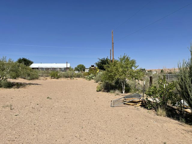 160 James Street, Belen, NM 87002