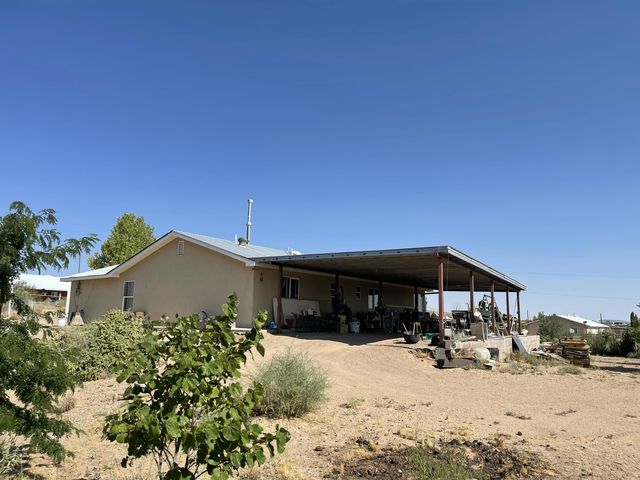 160 James Street, Belen, NM 87002
