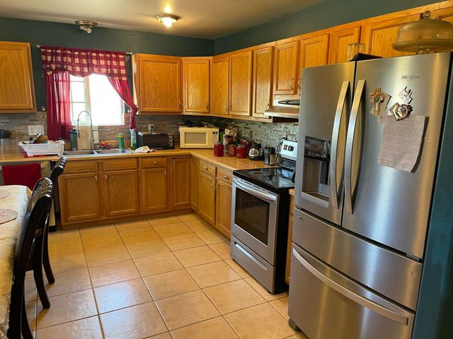 160 James Street, Belen, NM 87002