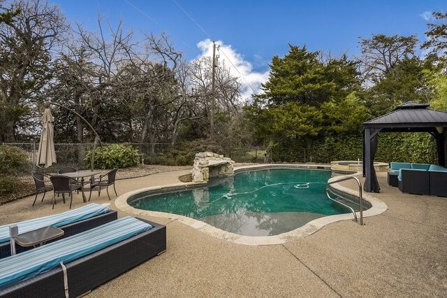 103 Ridge Way Gap, Ovilla, TX 75154