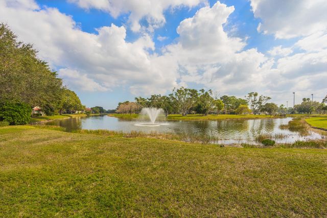 757 Windermere Way, Palm Beach Gardens, FL 33418