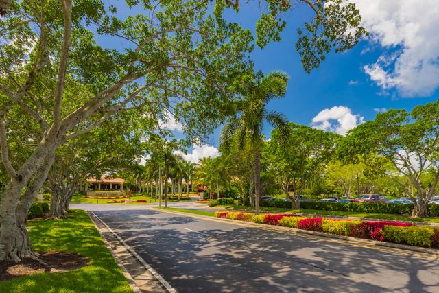 757 Windermere Way, Palm Beach Gardens, FL 33418