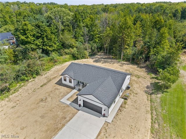 850 Eggleston Road, Aurora, OH 44202