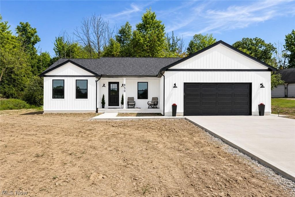 850 Eggleston Road, Aurora, OH 44202