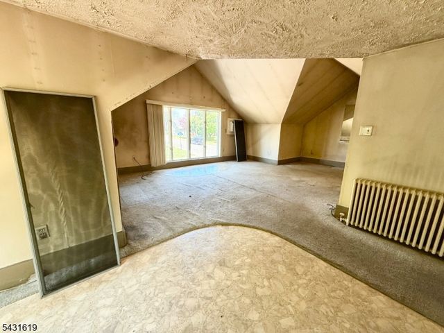 172 Sparta Ave, Newton Town, NJ 07860