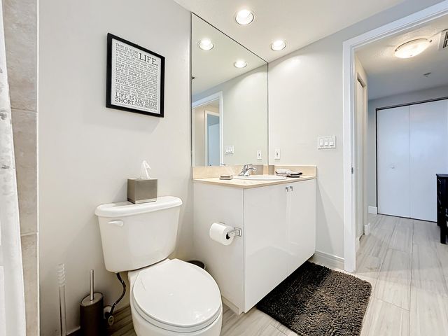 1551 N Flagler Drive 1212, West Palm Beach, FL 33401