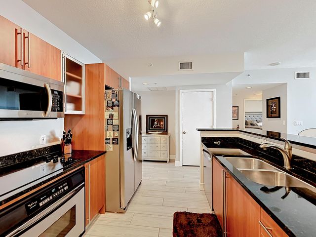 1551 N Flagler Drive 1212, West Palm Beach, FL 33401