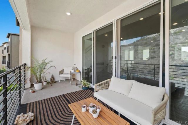 8177 Rose Quartz Circle, San Diego, CA 92126