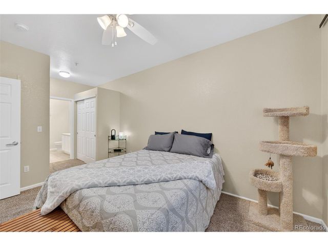 5255 Memphis St 8-806, Denver, CO 80239