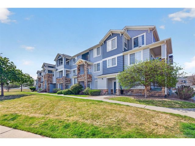 5255 Memphis St 8-806, Denver, CO 80239