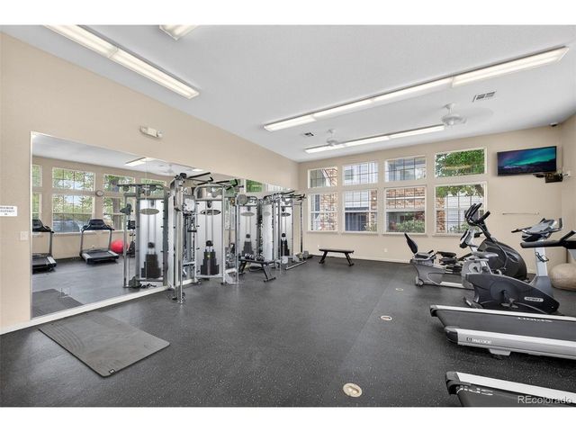 5255 Memphis St 8-806, Denver, CO 80239