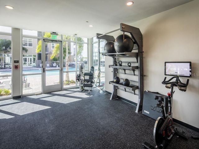 1185 S PINELLAS AVENUE A3, Tarpon Springs, FL 34689