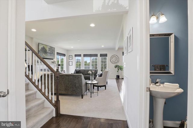 15 TALLGRASS PATH, Lancaster, PA 17602