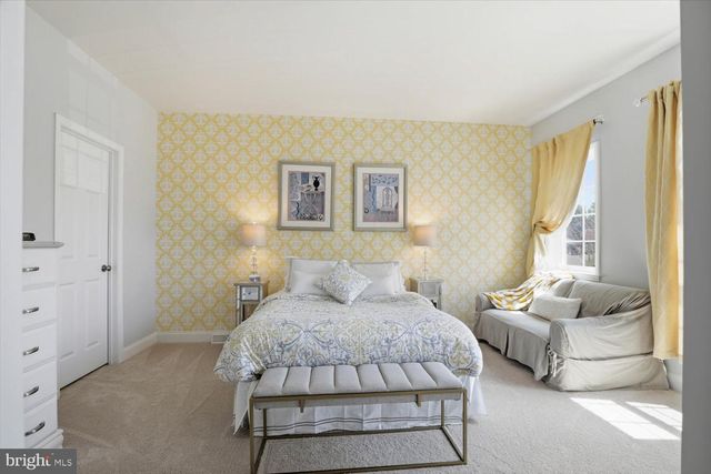 15 TALLGRASS PATH, Lancaster, PA 17602