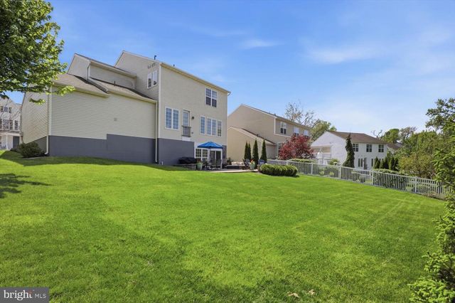 15 TALLGRASS PATH, Lancaster, PA 17602