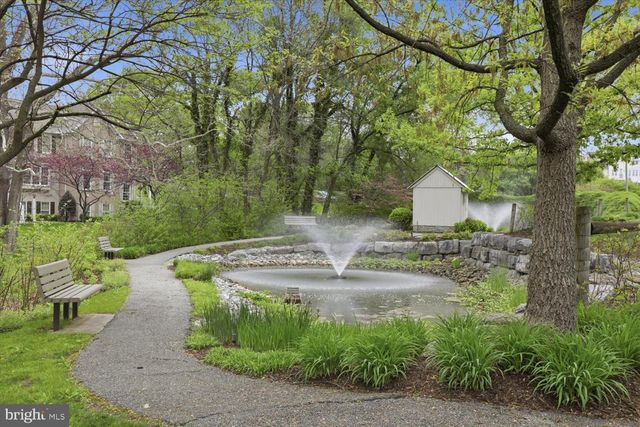 15 TALLGRASS PATH, Lancaster, PA 17602